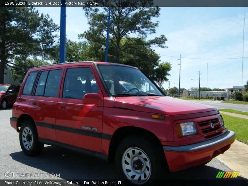 Victory Red / Gray 1998 Suzuki Sidekick JS 4 Door