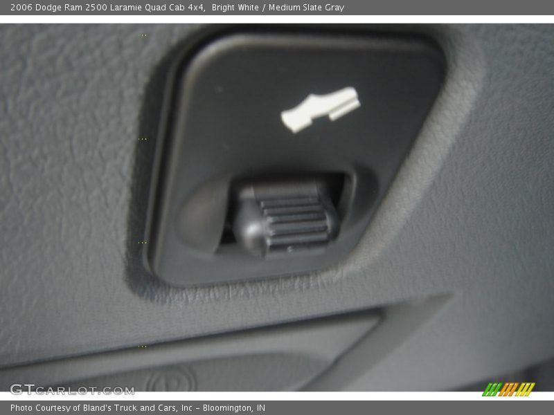 Bright White / Medium Slate Gray 2006 Dodge Ram 2500 Laramie Quad Cab 4x4