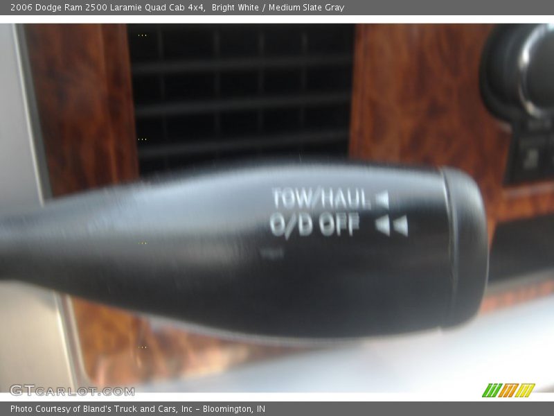 Bright White / Medium Slate Gray 2006 Dodge Ram 2500 Laramie Quad Cab 4x4