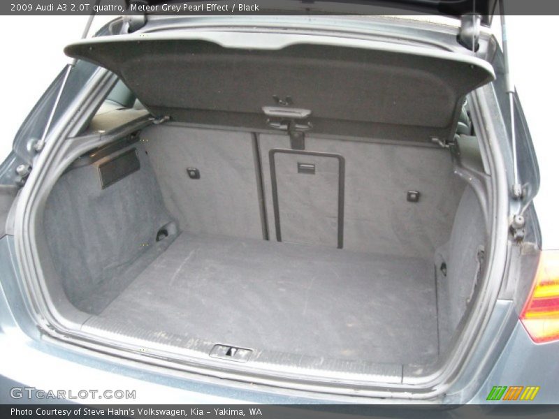 Meteor Grey Pearl Effect / Black 2009 Audi A3 2.0T quattro