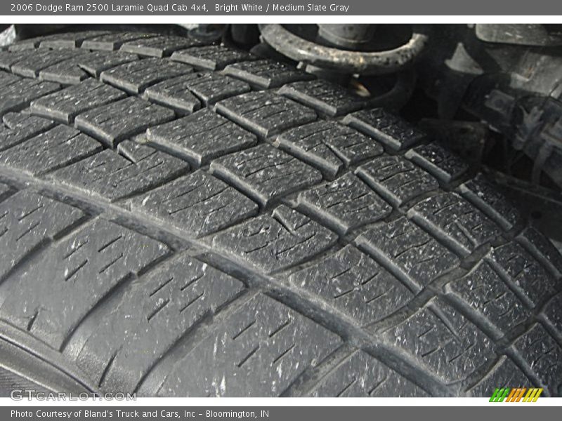 Bright White / Medium Slate Gray 2006 Dodge Ram 2500 Laramie Quad Cab 4x4
