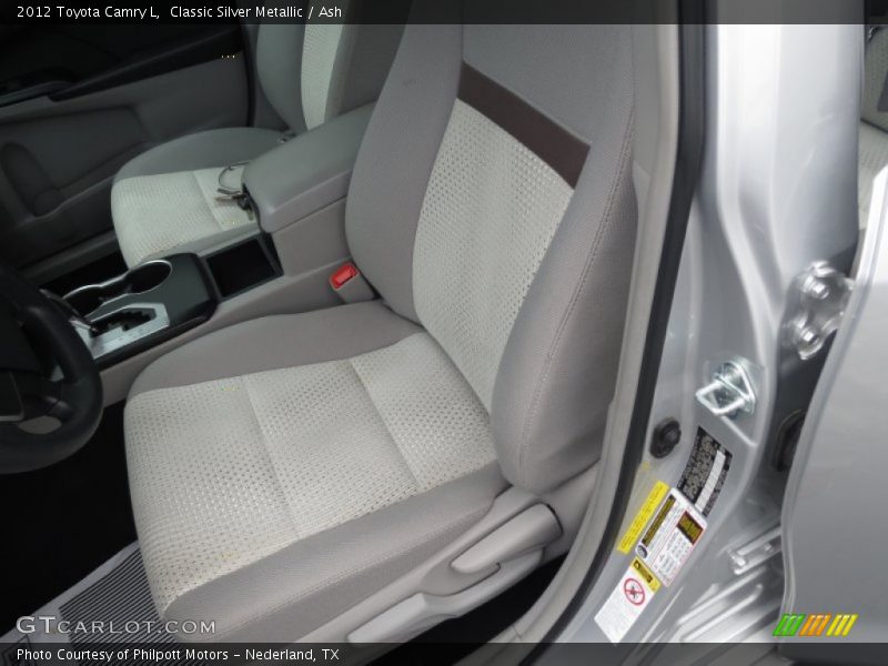 Classic Silver Metallic / Ash 2012 Toyota Camry L