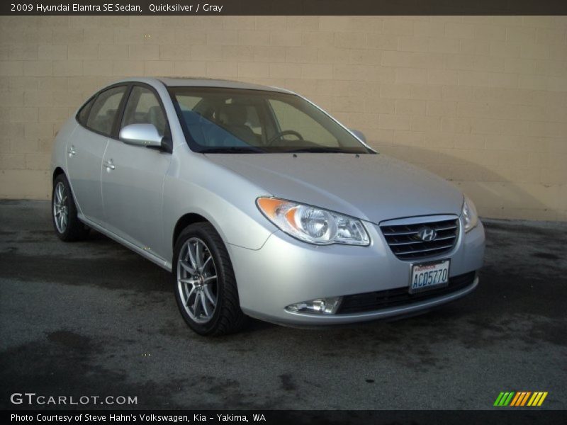 Quicksilver / Gray 2009 Hyundai Elantra SE Sedan