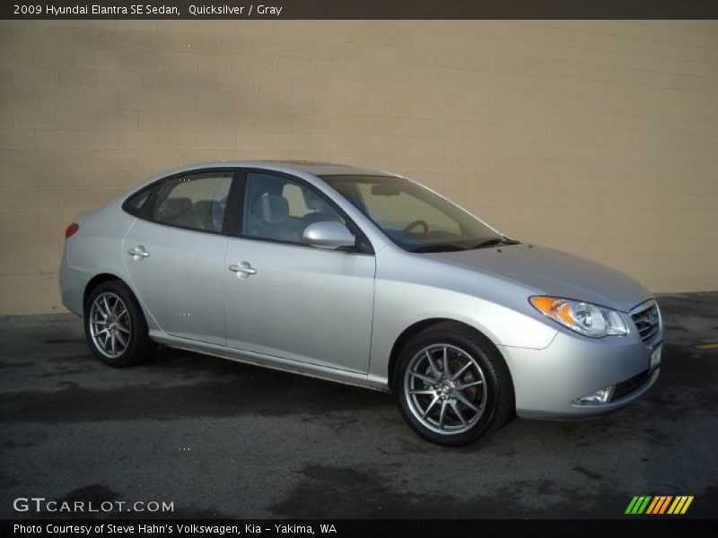 Quicksilver / Gray 2009 Hyundai Elantra SE Sedan