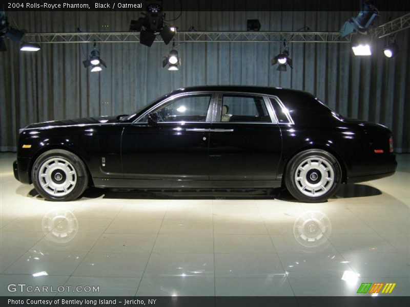 Black / Oatmeal 2004 Rolls-Royce Phantom