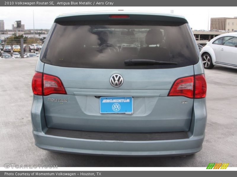 Antigua Blue Metallic / Aero Gray 2010 Volkswagen Routan SE
