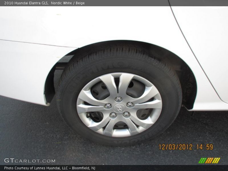 Nordic White / Beige 2010 Hyundai Elantra GLS