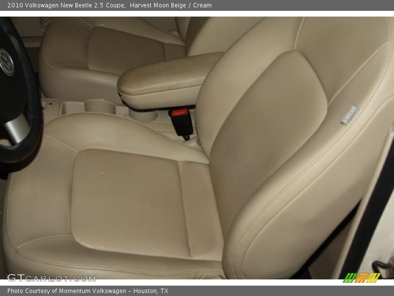 Harvest Moon Beige / Cream 2010 Volkswagen New Beetle 2.5 Coupe