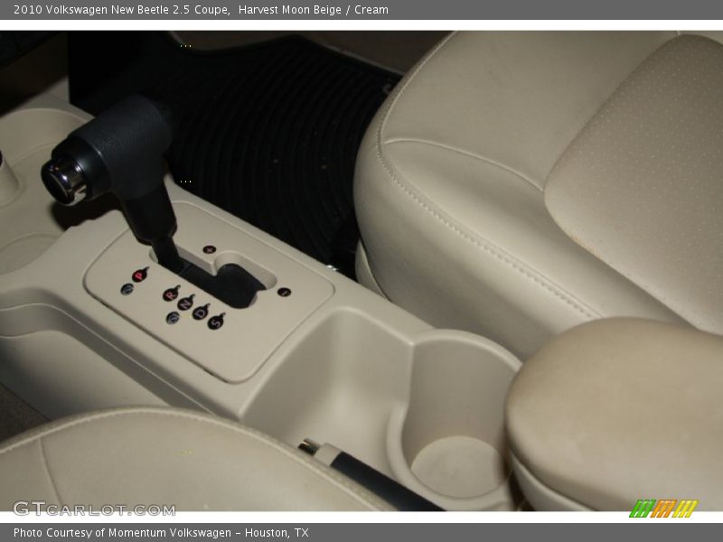 Harvest Moon Beige / Cream 2010 Volkswagen New Beetle 2.5 Coupe