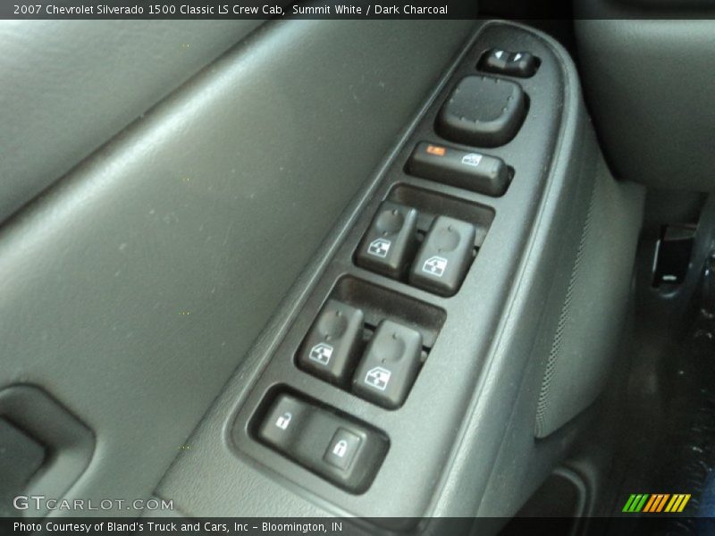 Summit White / Dark Charcoal 2007 Chevrolet Silverado 1500 Classic LS Crew Cab