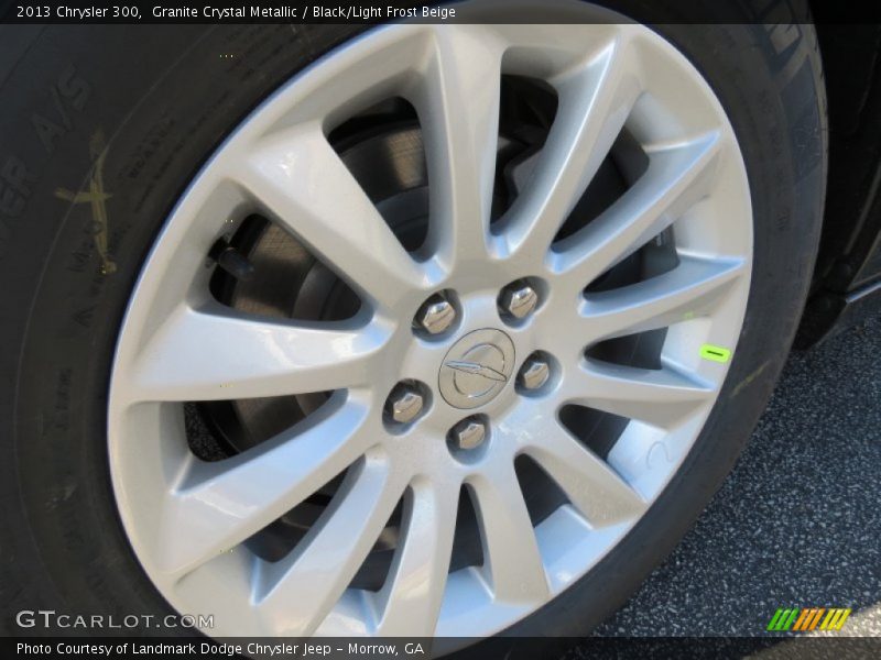 Granite Crystal Metallic / Black/Light Frost Beige 2013 Chrysler 300