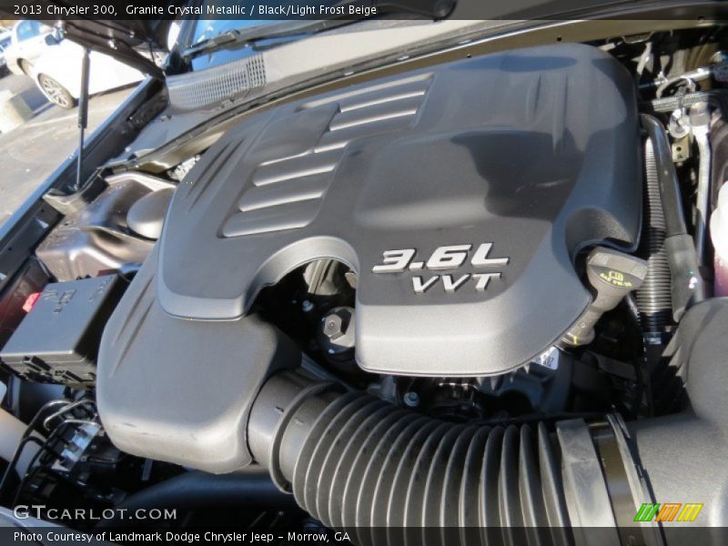 Granite Crystal Metallic / Black/Light Frost Beige 2013 Chrysler 300