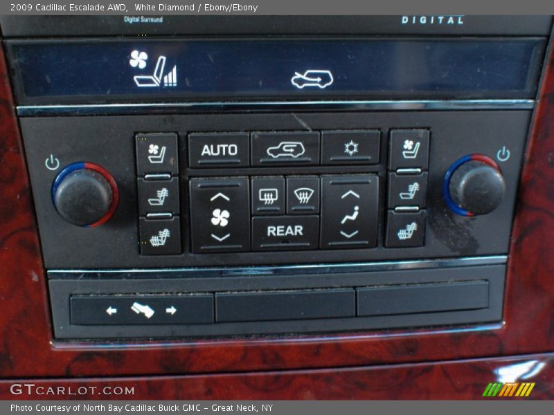 White Diamond / Ebony/Ebony 2009 Cadillac Escalade AWD