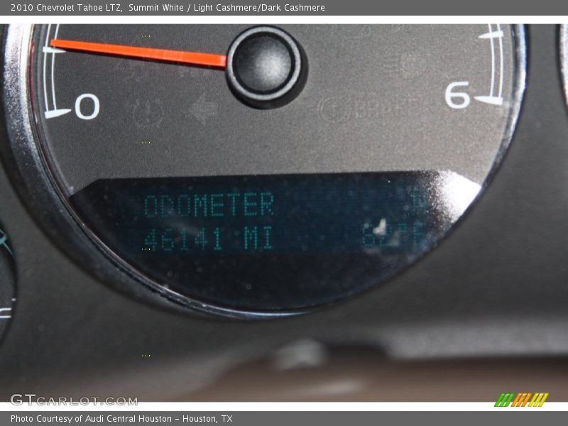 Summit White / Light Cashmere/Dark Cashmere 2010 Chevrolet Tahoe LTZ