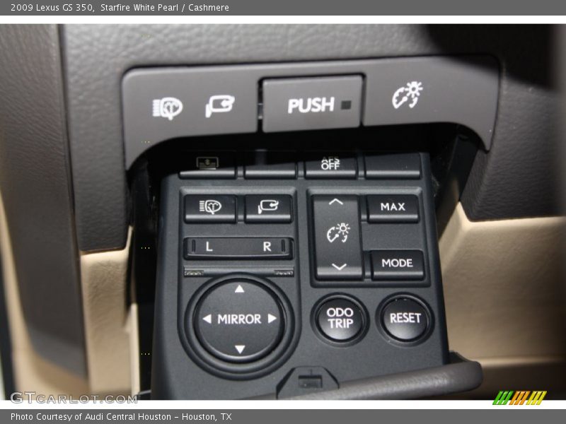 Controls of 2009 GS 350