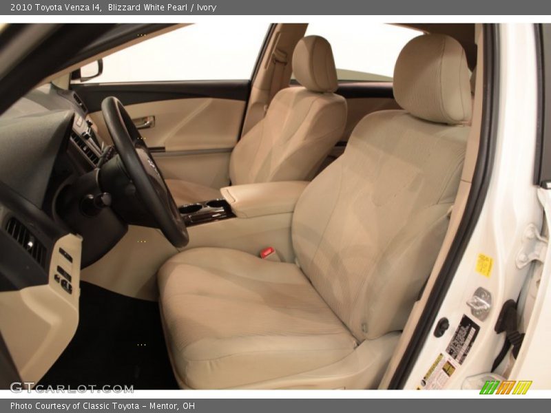 Blizzard White Pearl / Ivory 2010 Toyota Venza I4