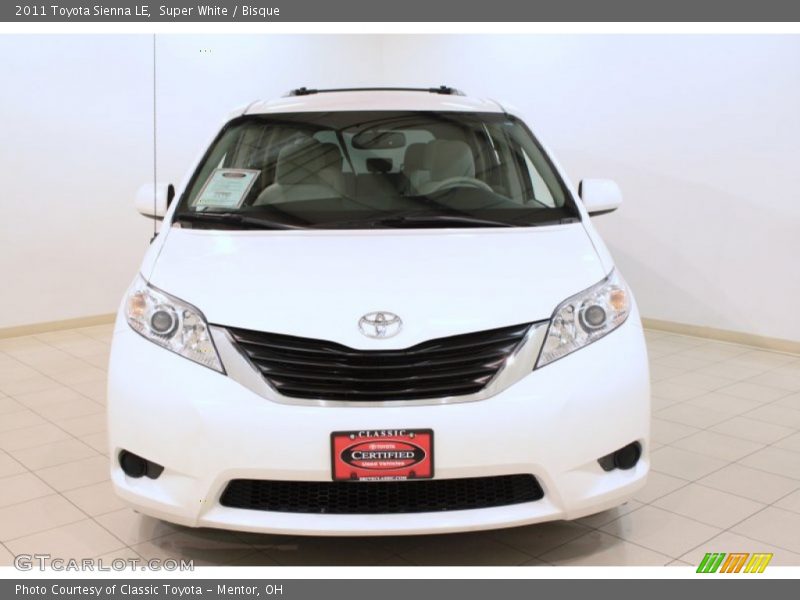 Super White / Bisque 2011 Toyota Sienna LE