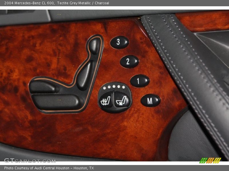 Controls of 2004 CL 600