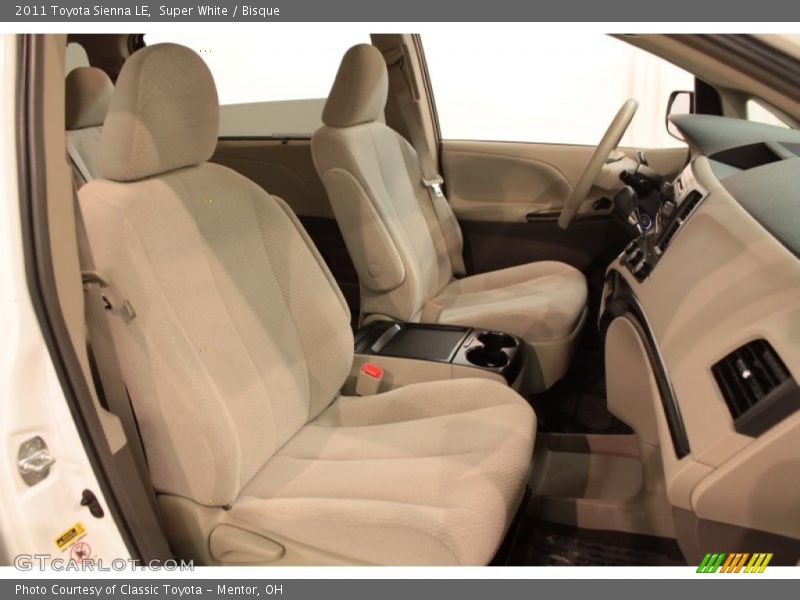 Super White / Bisque 2011 Toyota Sienna LE