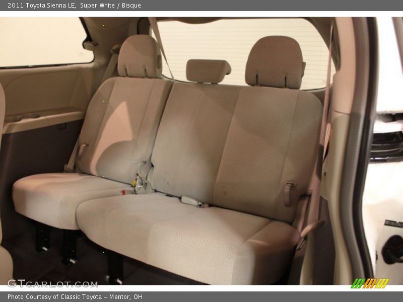 Super White / Bisque 2011 Toyota Sienna LE