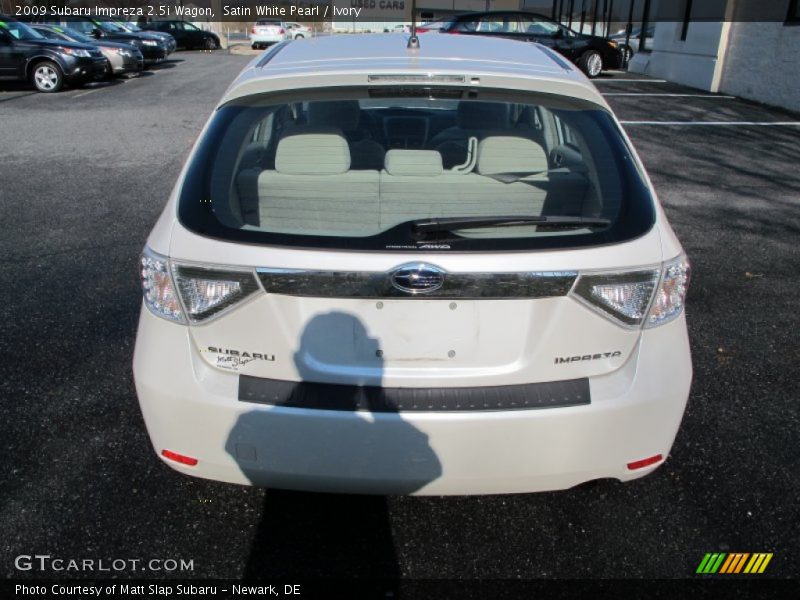 Satin White Pearl / Ivory 2009 Subaru Impreza 2.5i Wagon