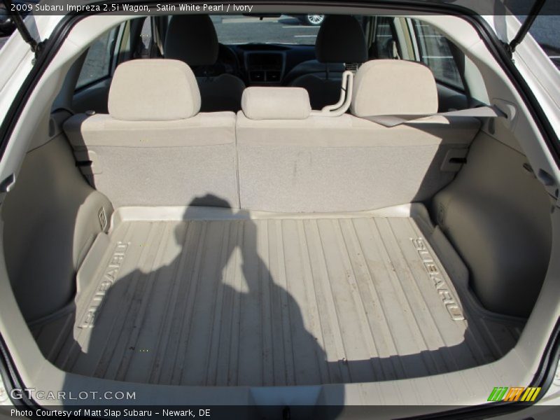 Satin White Pearl / Ivory 2009 Subaru Impreza 2.5i Wagon