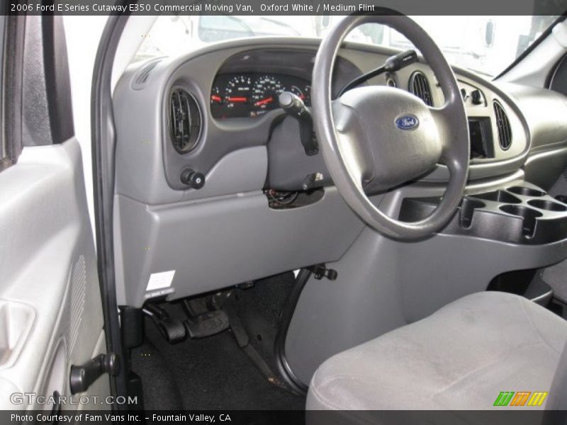 Oxford White / Medium Flint 2006 Ford E Series Cutaway E350 Commercial Moving Van