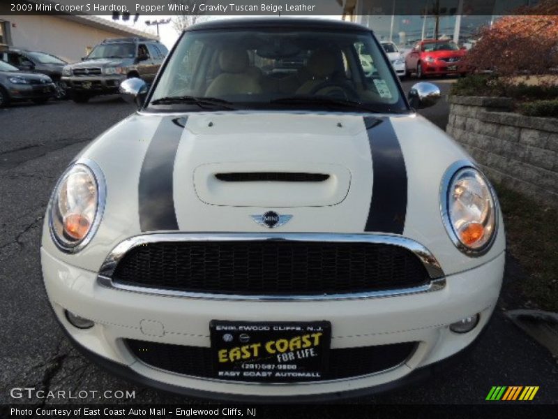 Pepper White / Gravity Tuscan Beige Leather 2009 Mini Cooper S Hardtop