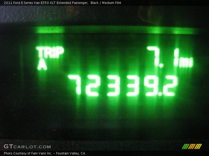 Black / Medium Flint 2011 Ford E Series Van E350 XLT Extended Passenger
