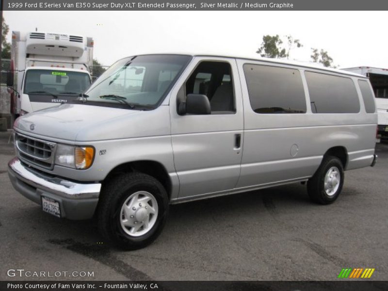 Front 3/4 View of 1999 E Series Van E350 Super Duty XLT Extended Passenger