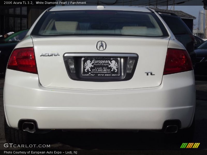 White Diamond Pearl / Parchment 2006 Acura TL 3.2