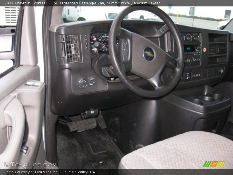 Summit White / Medium Pewter 2011 Chevrolet Express LT 3500 Extended Passenger Van