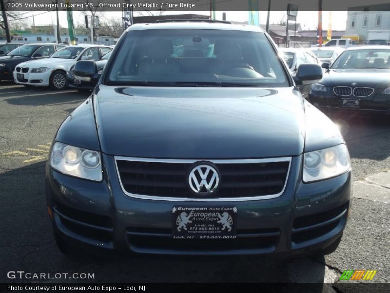 Offroad Grey Metallic / Pure Beige 2005 Volkswagen Touareg V6