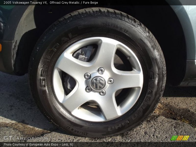 Offroad Grey Metallic / Pure Beige 2005 Volkswagen Touareg V6