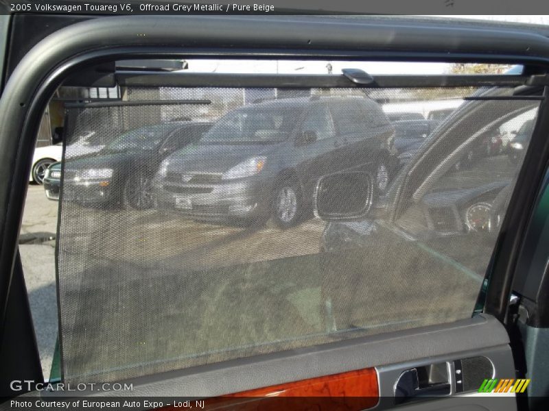 Offroad Grey Metallic / Pure Beige 2005 Volkswagen Touareg V6