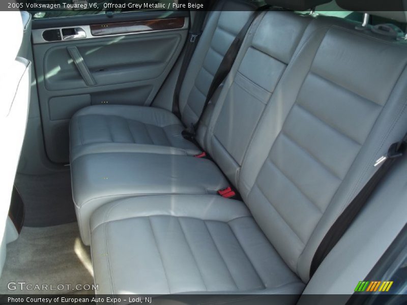 Offroad Grey Metallic / Pure Beige 2005 Volkswagen Touareg V6
