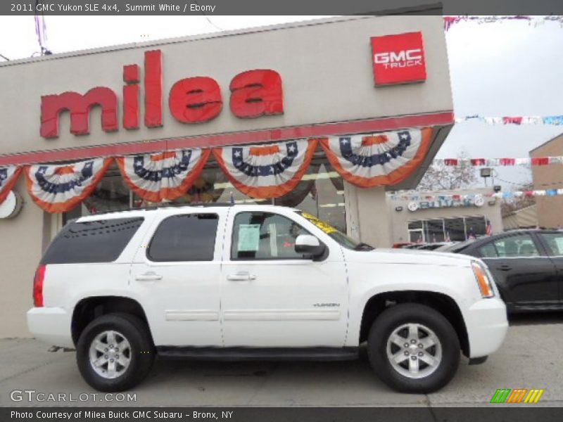 Summit White / Ebony 2011 GMC Yukon SLE 4x4