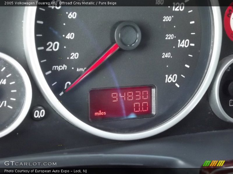 Offroad Grey Metallic / Pure Beige 2005 Volkswagen Touareg V6