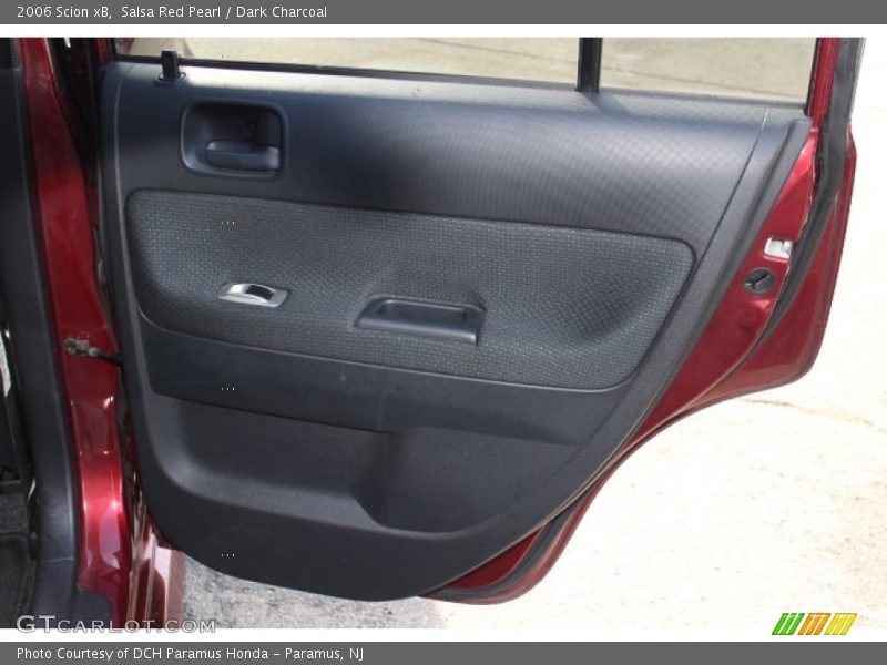 Salsa Red Pearl / Dark Charcoal 2006 Scion xB