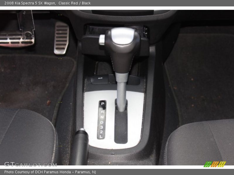  2008 Spectra 5 SX Wagon 4 Speed Automatic Shifter
