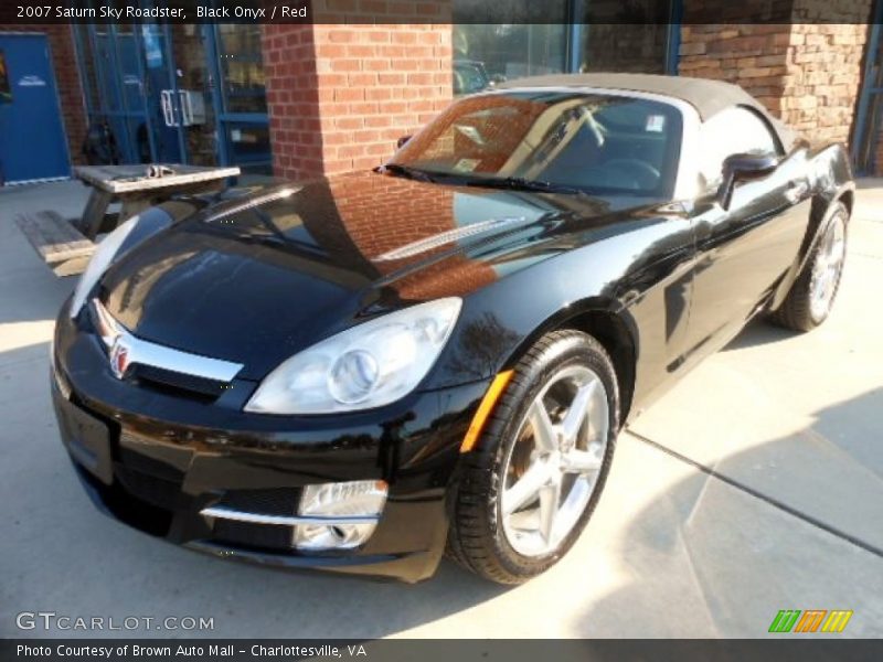 Front 3/4 View of 2007 Sky Roadster