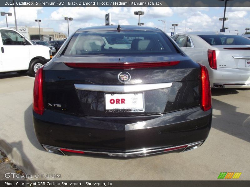 Black Diamond Tricoat / Medium Titanium/Jet Black 2013 Cadillac XTS Premium FWD
