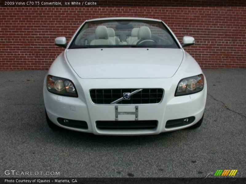 Ice White / Calcite 2009 Volvo C70 T5 Convertible