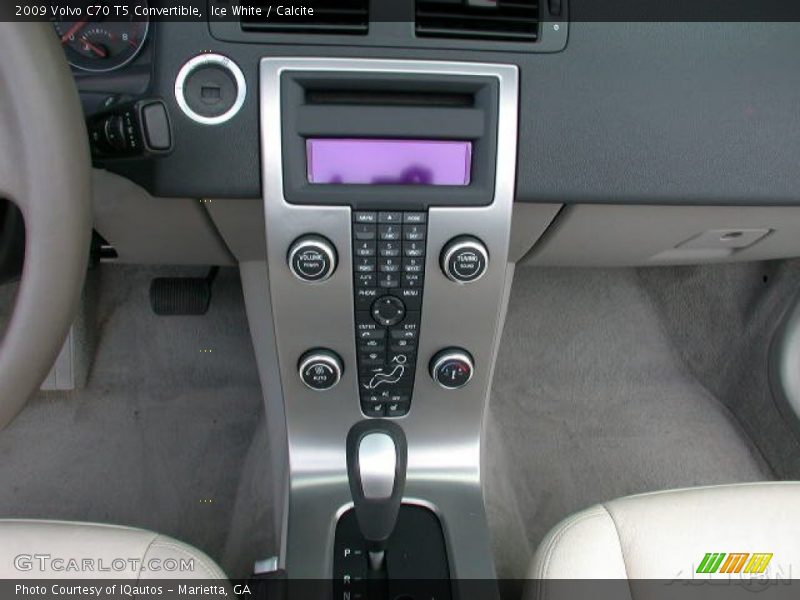 Ice White / Calcite 2009 Volvo C70 T5 Convertible