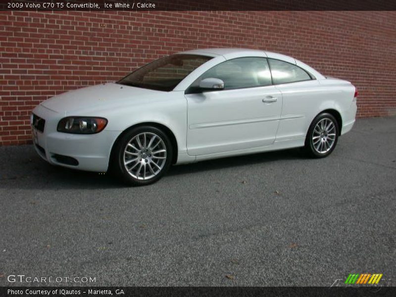 Ice White / Calcite 2009 Volvo C70 T5 Convertible