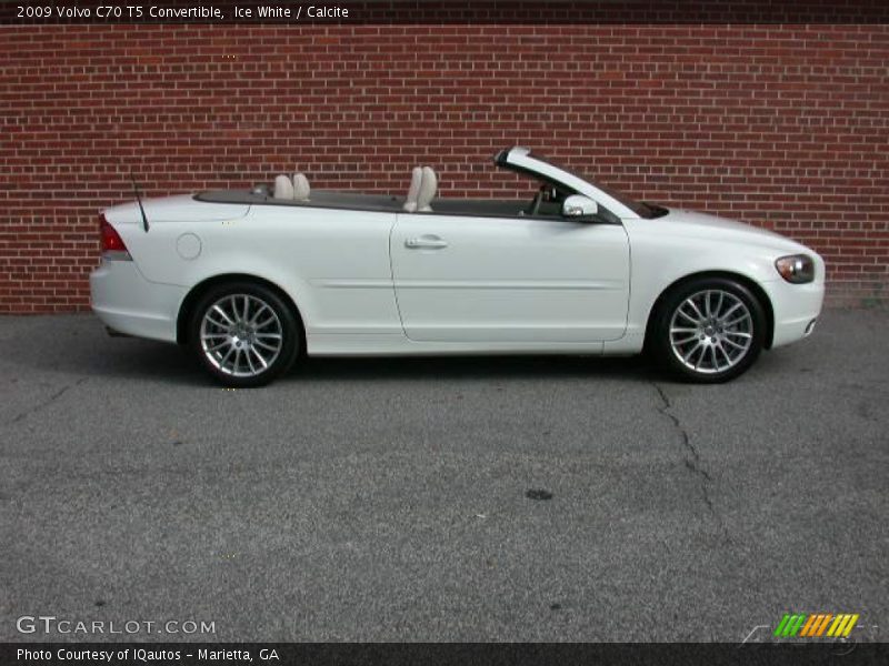 Ice White / Calcite 2009 Volvo C70 T5 Convertible
