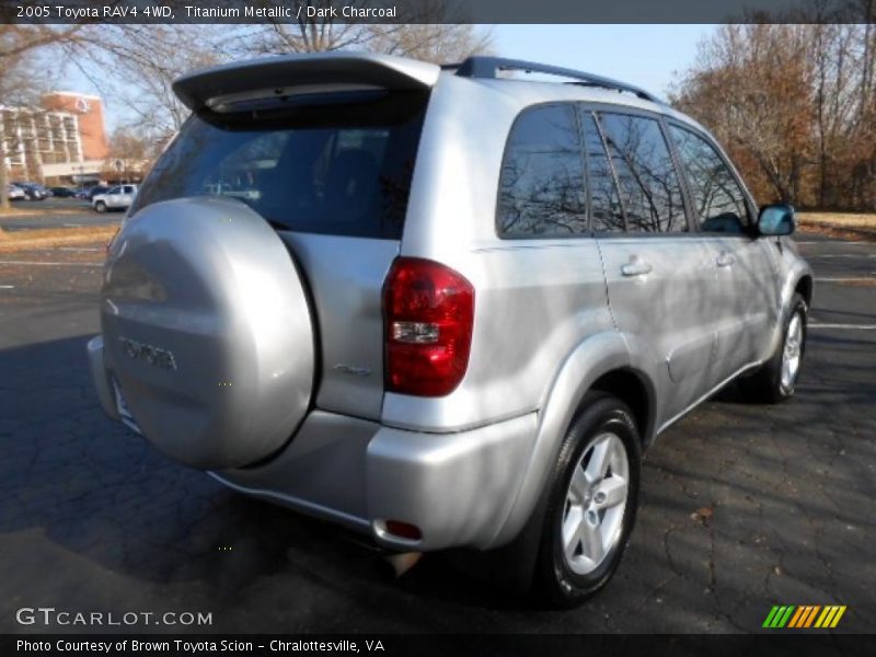 Titanium Metallic / Dark Charcoal 2005 Toyota RAV4 4WD