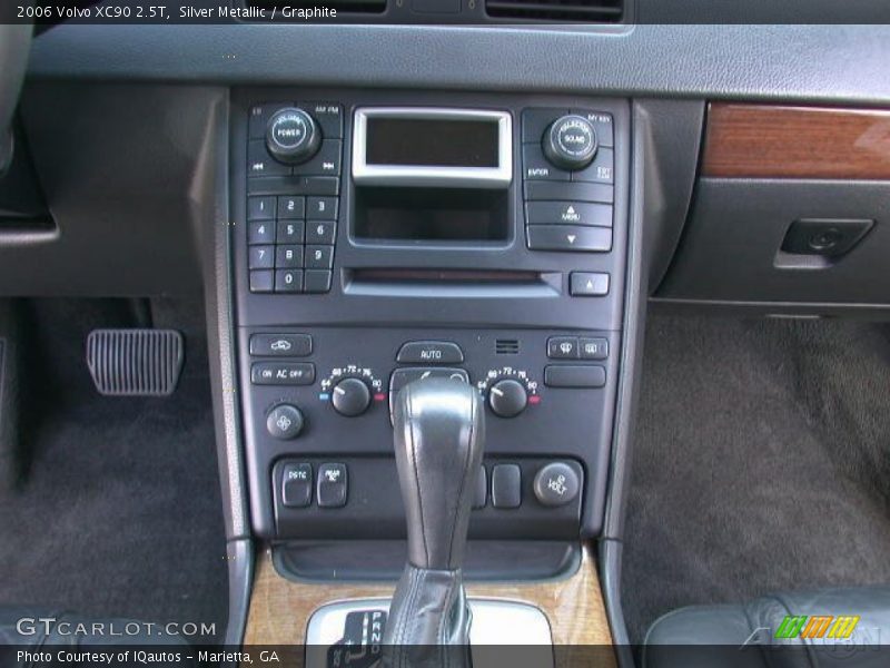 Silver Metallic / Graphite 2006 Volvo XC90 2.5T