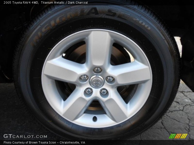 Titanium Metallic / Dark Charcoal 2005 Toyota RAV4 4WD