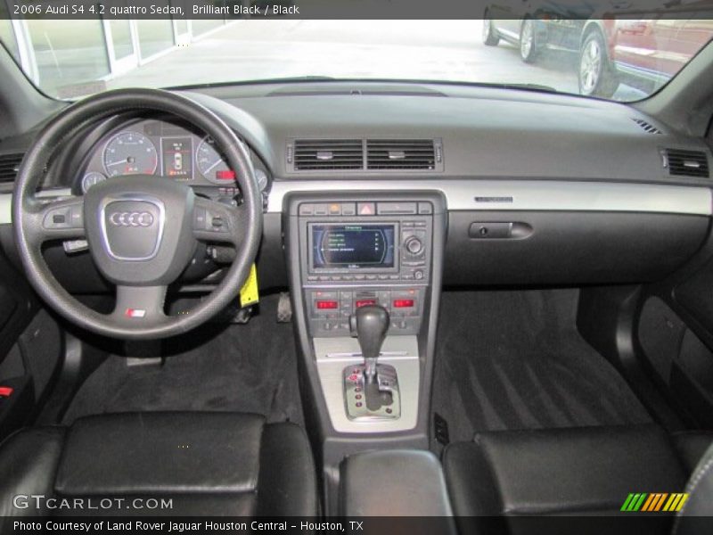 Dashboard of 2006 S4 4.2 quattro Sedan